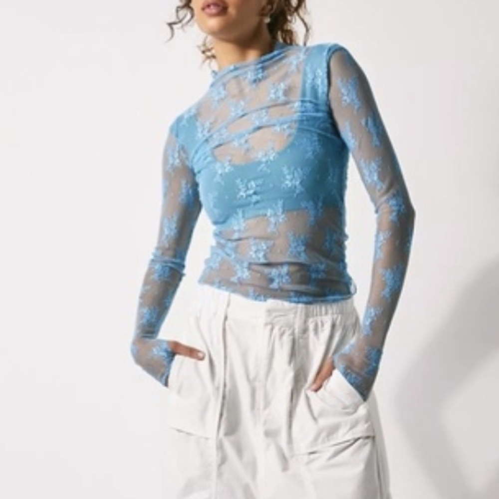 Free People NWOT Luxy Lady Lace Layering Top in Blue Bell sz XS & SML - Picture 3 of 14